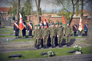 Tomaszowianie oddali hołd ofiarom zbrodni katyńskiej